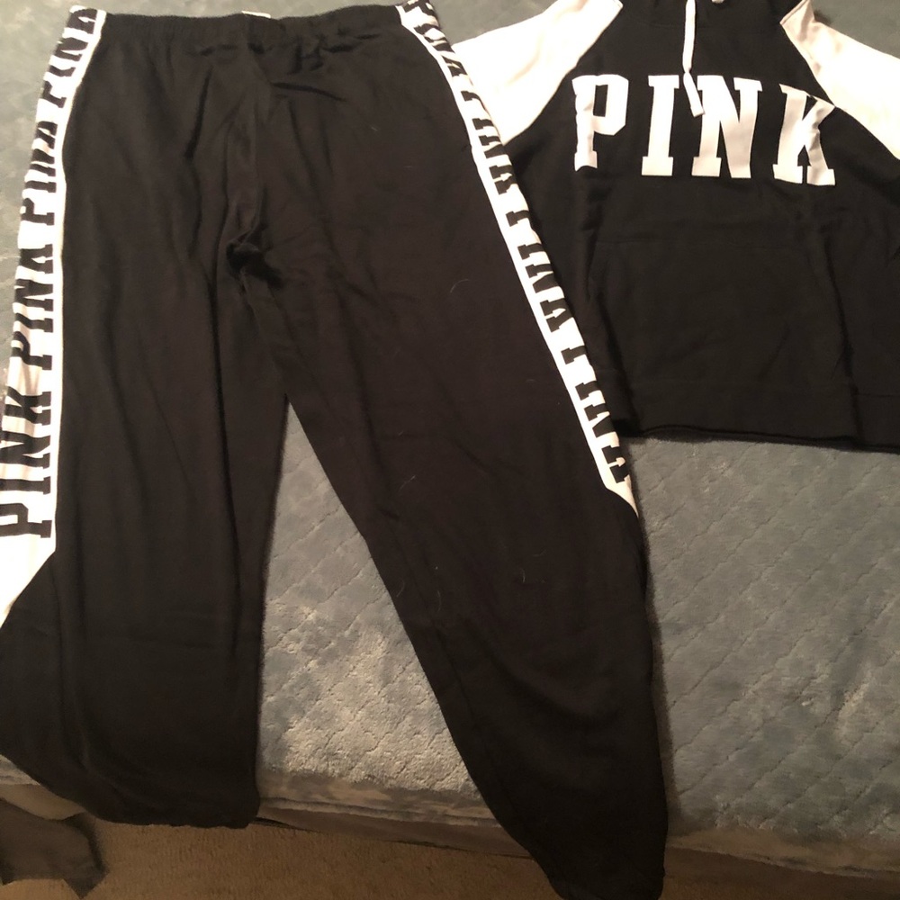 Victoria Secret Pink outfit